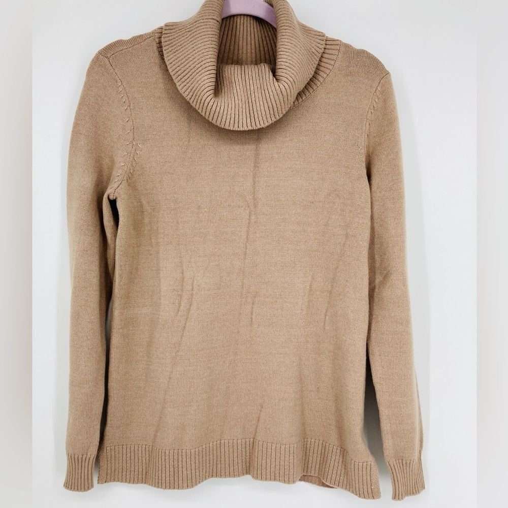 NWT Stitch Fix Lety Me Haley Cown Neck Pullover M